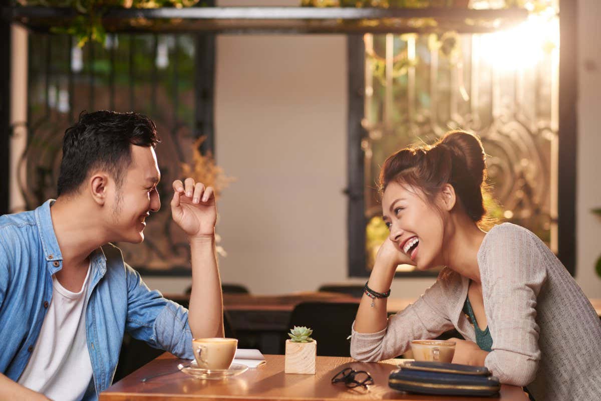 Dos and Don'ts of a First Date: Essential Guide for a Successful Encounter